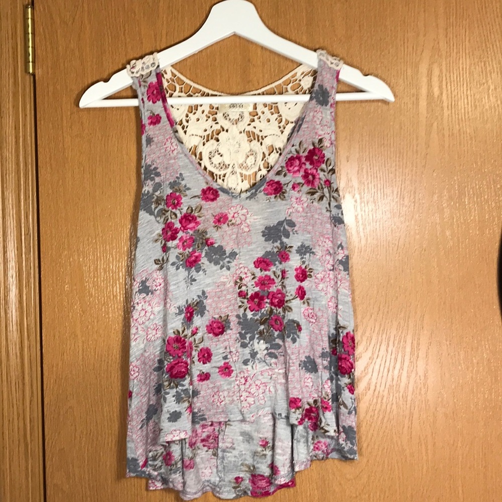 Flowy High Low tank with crochet back~ Small